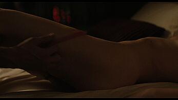 Actress - Lili Reinhart: Movie - The Love Hypothesi